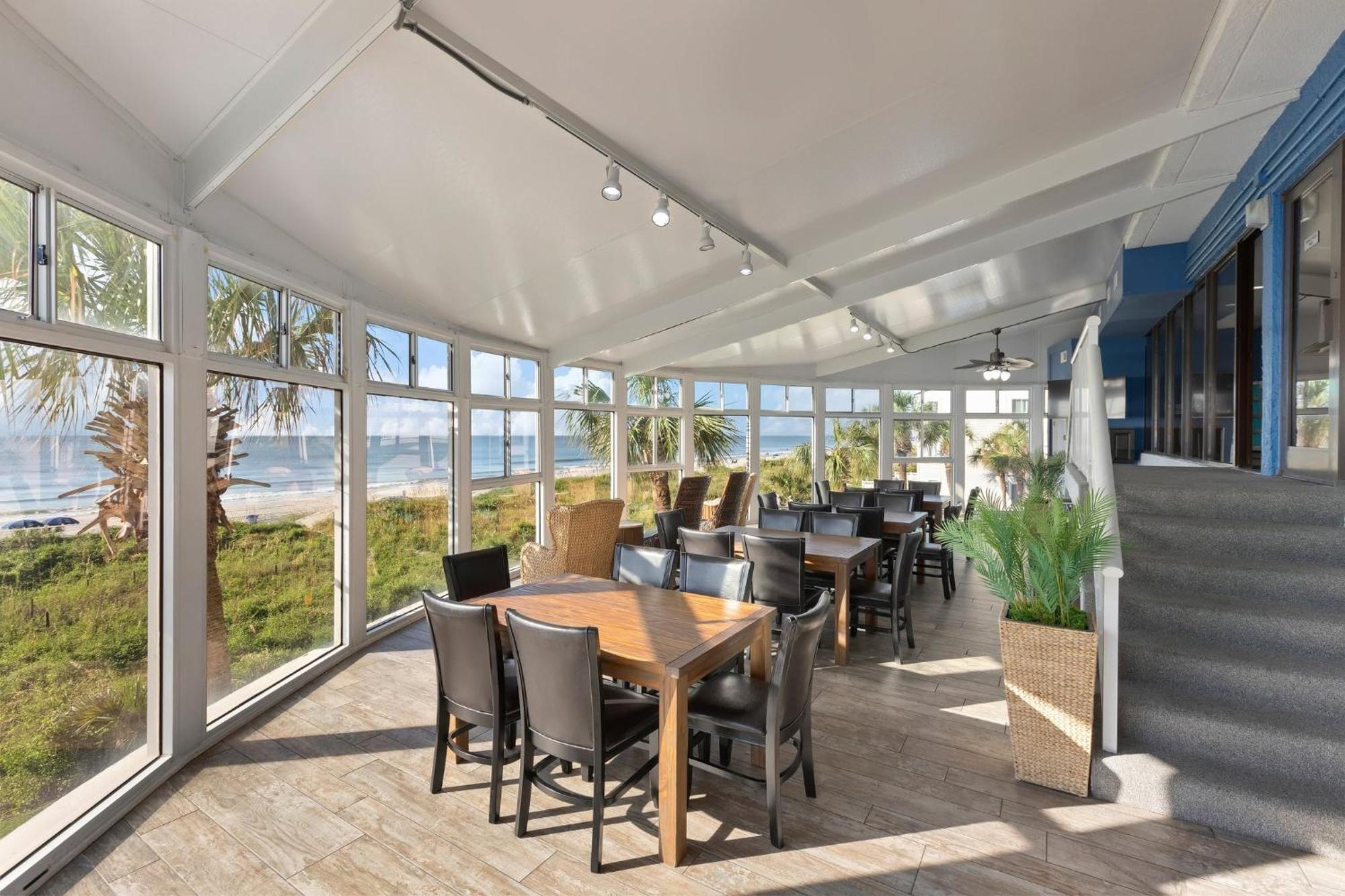 วินด์แฮม เวสต์วินด์ Hotel Atlantic Beach ภายนอก รูปภาพ